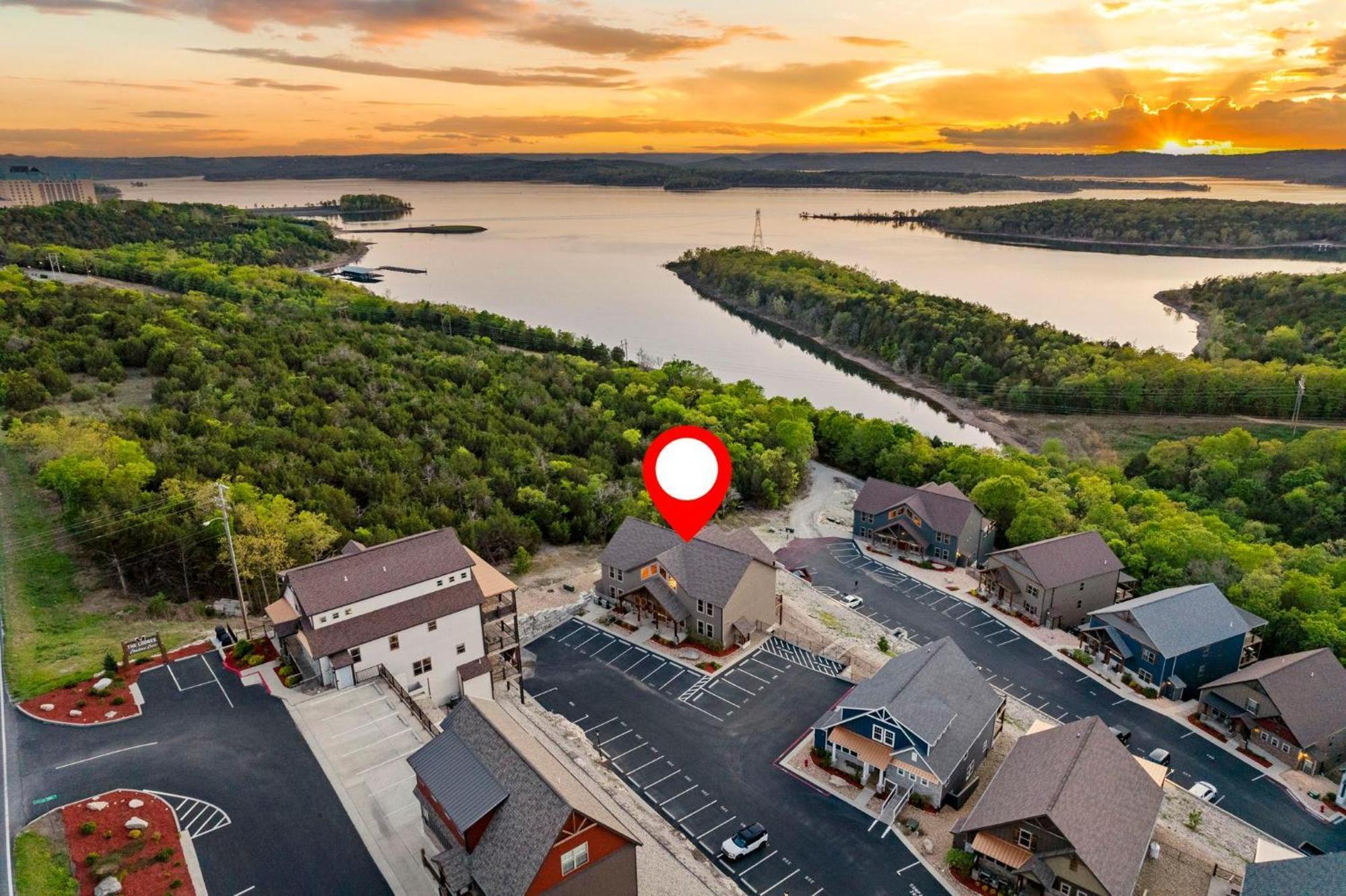 Chateau On The Cove Branson Exterior foto